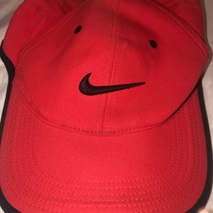 Nike golf hat